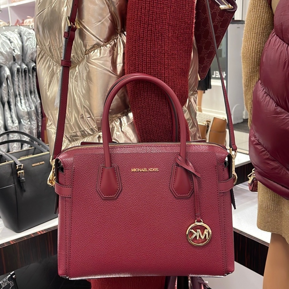 MICHAEL KORS
Mercer Medium Two-Tone Pebbled Leather Belted Satchel
Mulberry - Picture 13 of 16